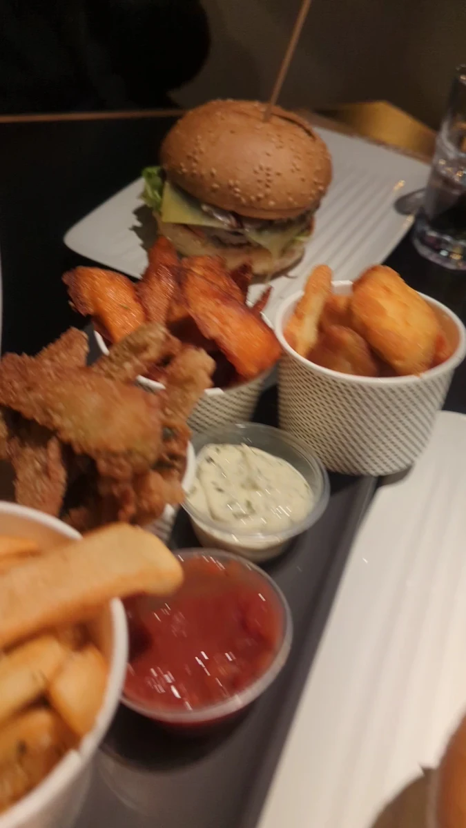 Food & drink photo 2