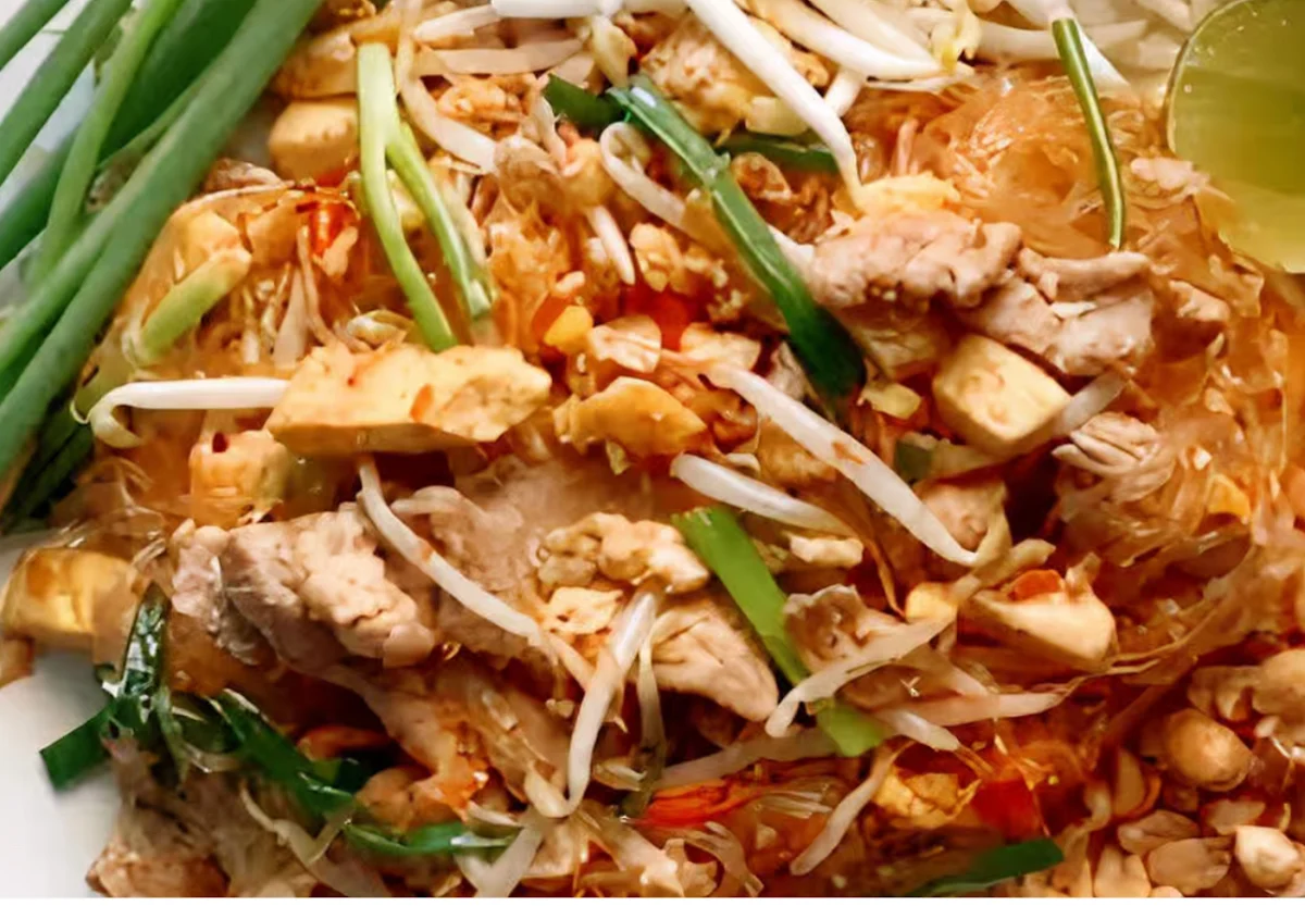 Food & drink, Som Saa Wok & Grill