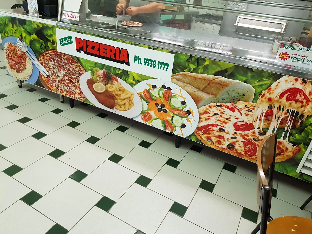 Vibe, Charlie's Pizzeria