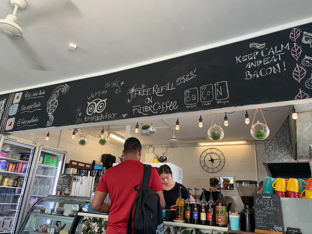 Vibe, Pete & Paulz Breakfast Bar