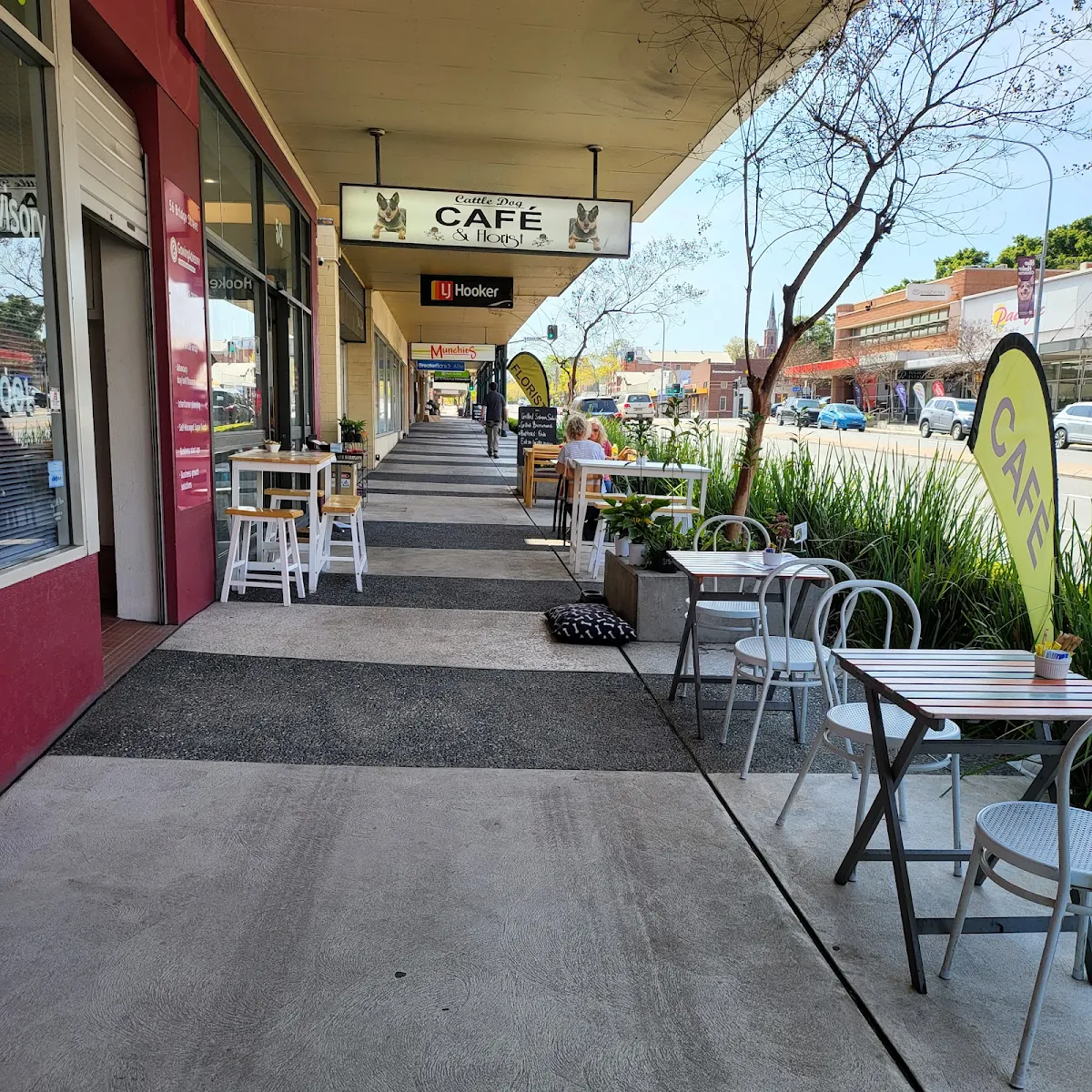 Vibe, Cattle Dog Cafe & Florist