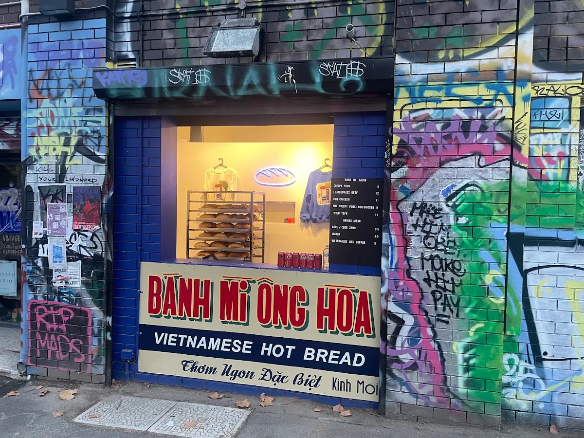 Menu, Banh Mi Ong Hoa