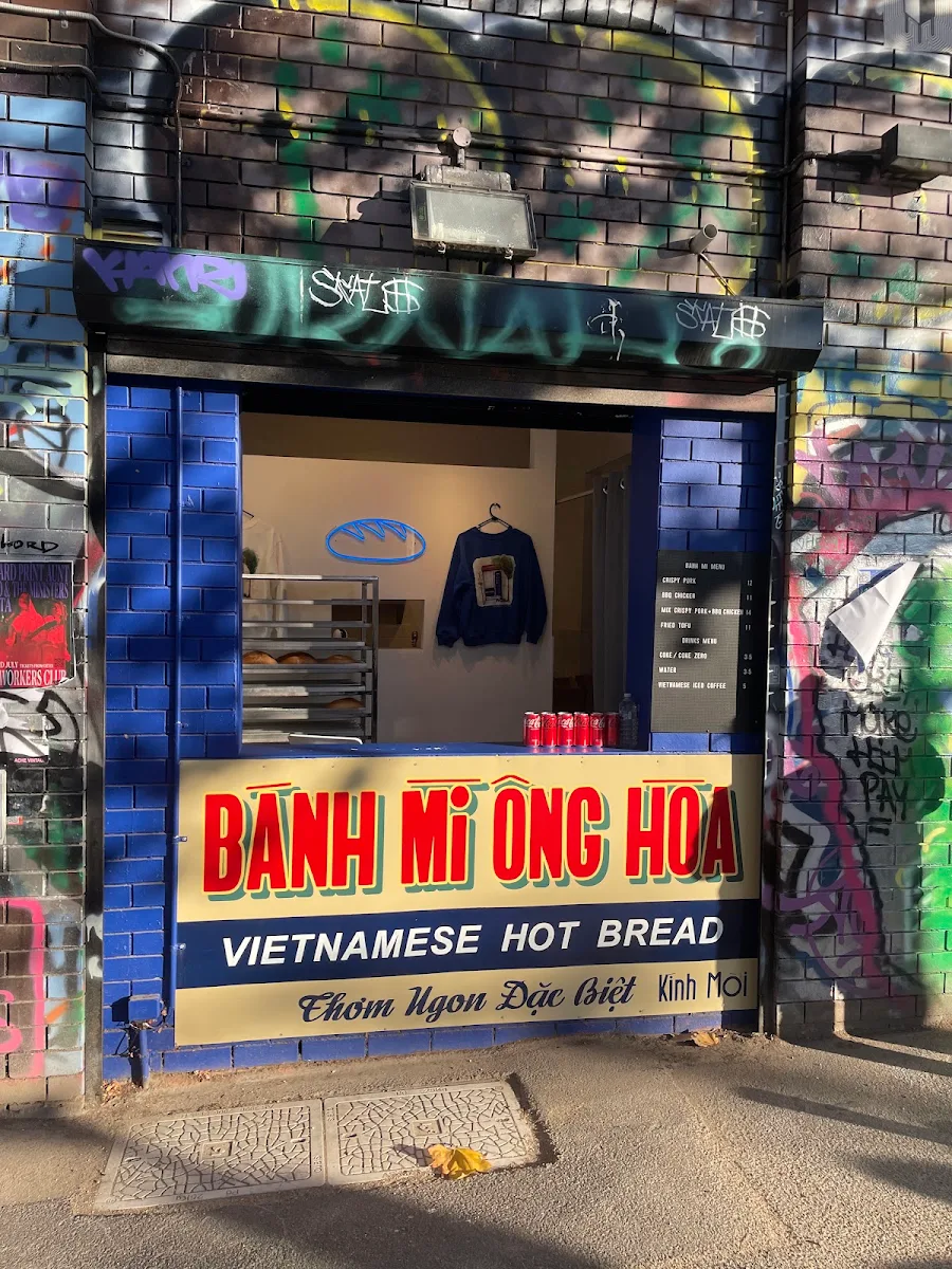 Menu, Banh Mi Ong Hoa