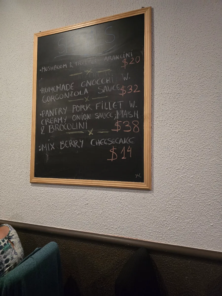 Menu, La Vela Restaurant