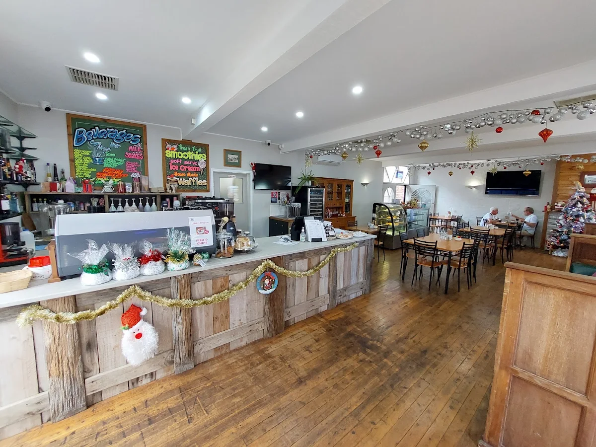 Vibe, Beryls cafe