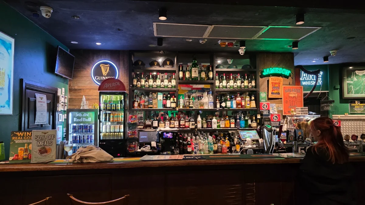 Vibe, Scruffy Murphys Irish Bar