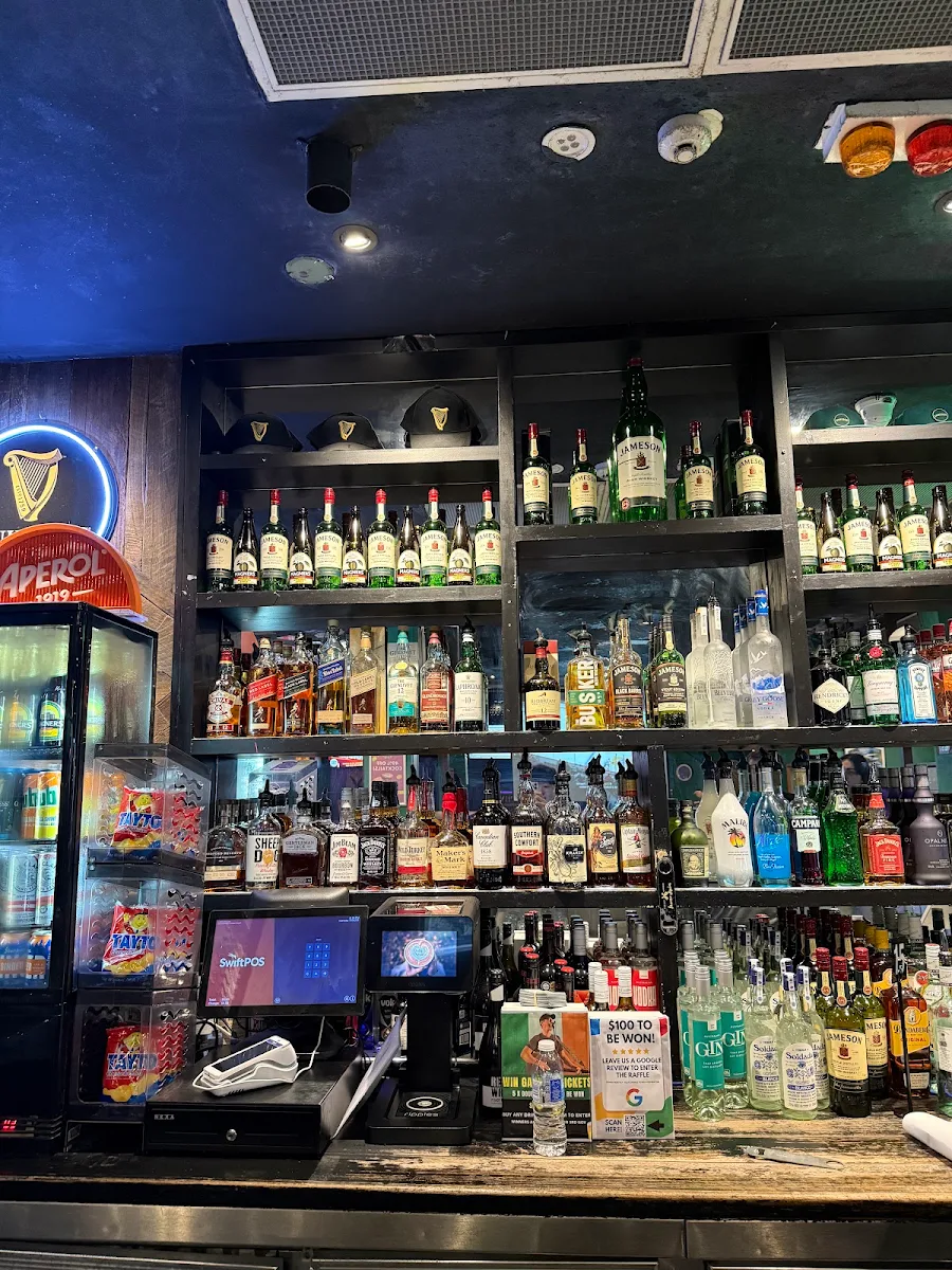 Vibe, Scruffy Murphys Irish Bar