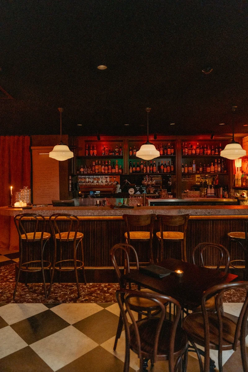 Vibe, The Cordial Club