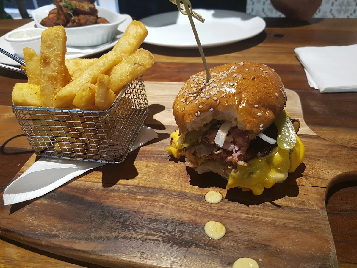 Food & drink, Tower Hotel, Hawthorn East