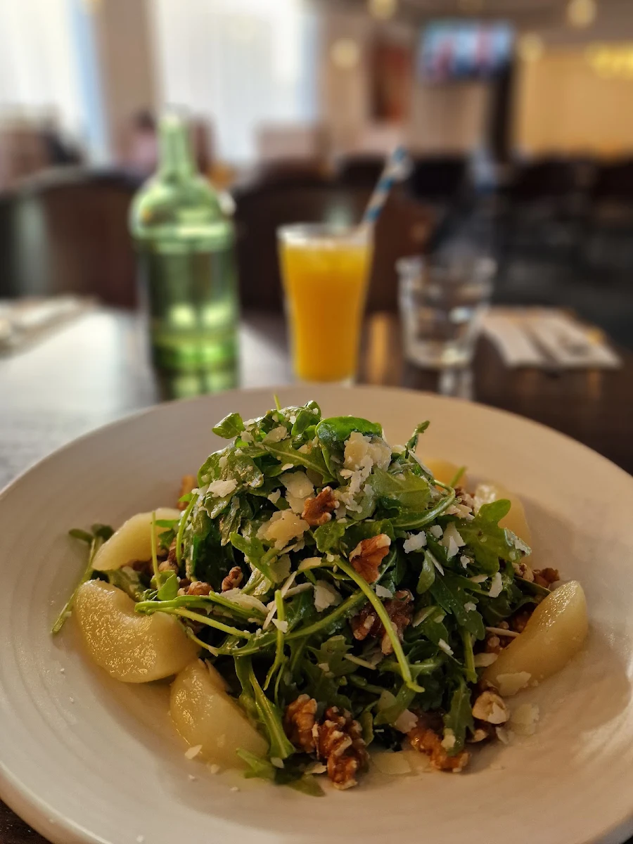 Food & drink, Tower Hotel, Hawthorn East