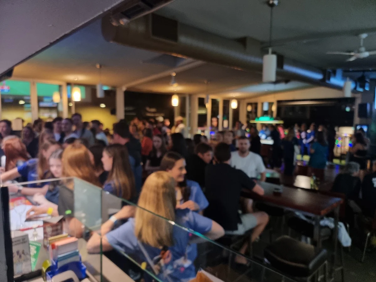 Vibe, Tower Hotel, Hawthorn East