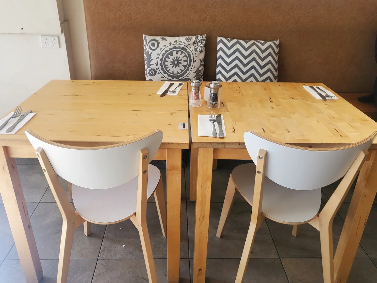 Vibe, Peckish Cafe Cheltenham