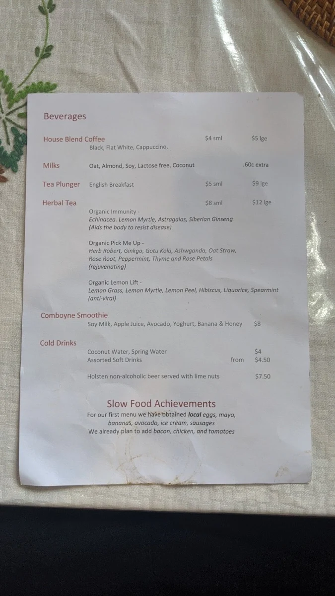 Menu, The Udder Cow Cafe Comboyne