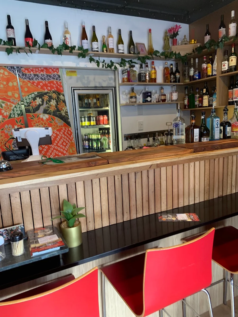 Vibe, Sway Thai Fusion & Bar