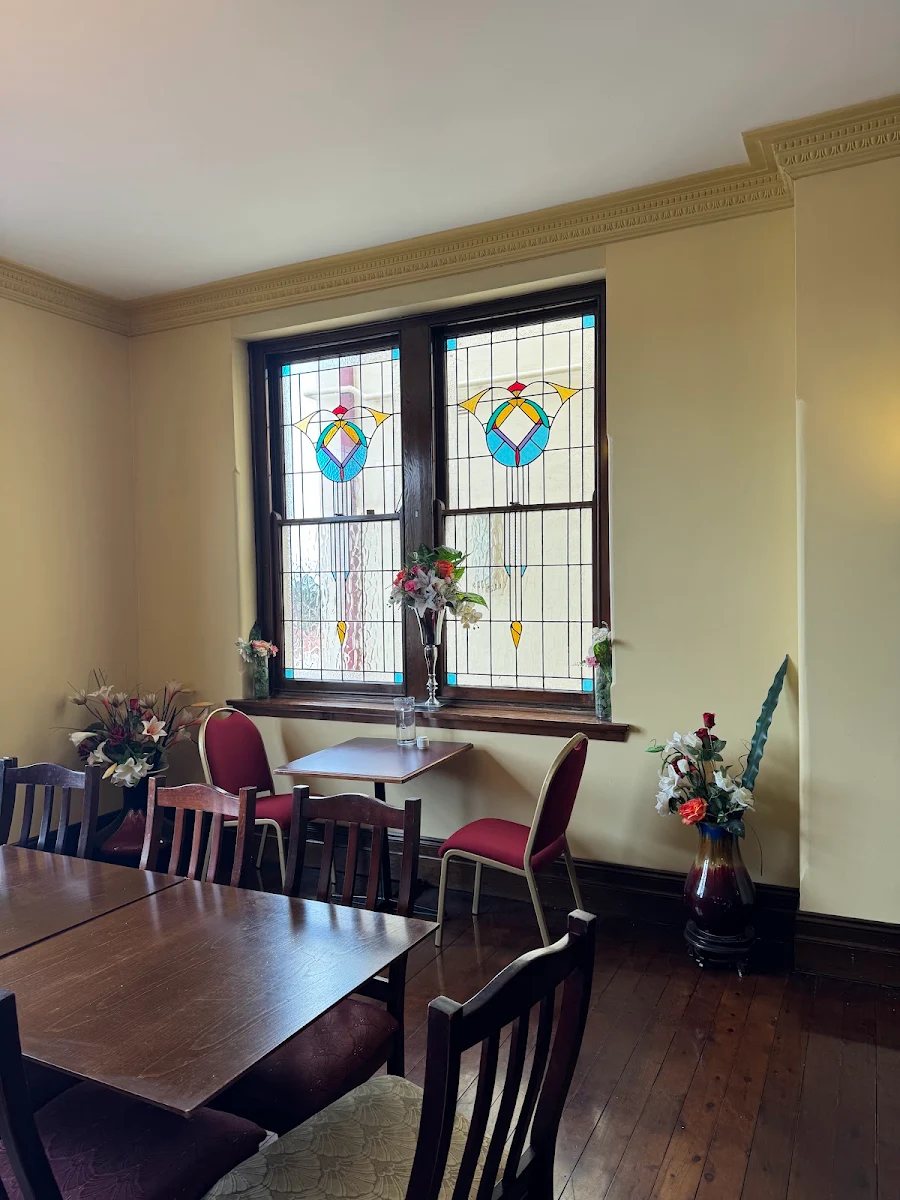Vibe, Gazelles Café and Restaurant