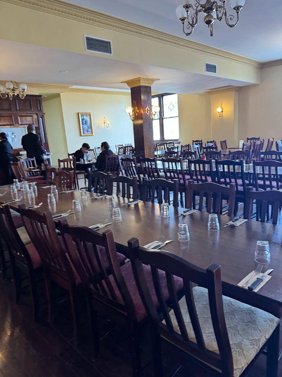 Vibe, Gazelles Café and Restaurant