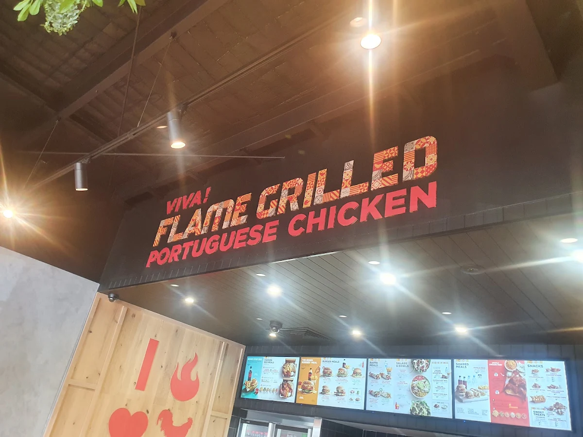 Menu, Oporto Kotara Drive Thru