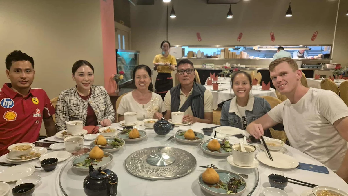 Vibe, Taste Canton Chinese Restaurant 食德