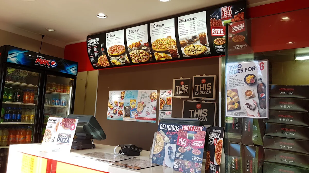 Menu, Pizza Hut Eastwood