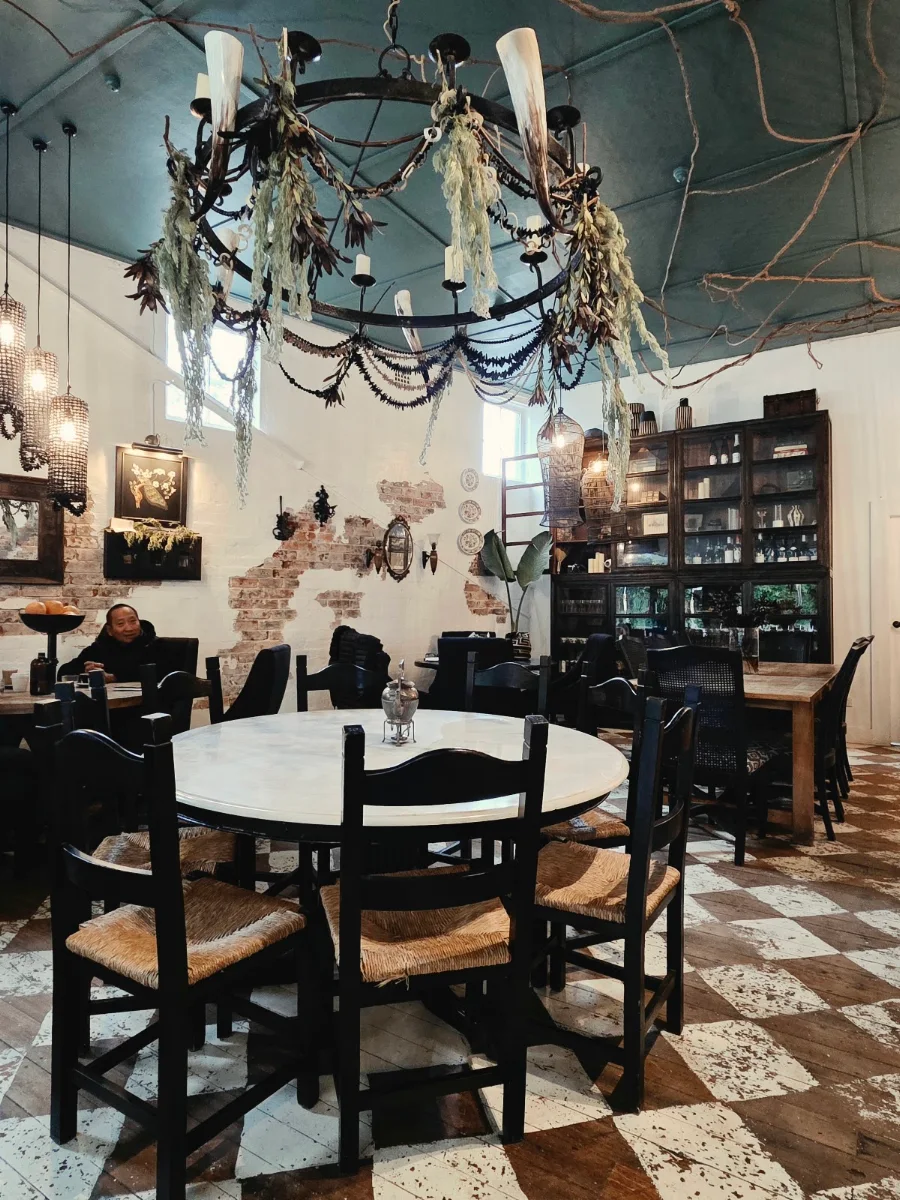 Vibe, Earth Walker & Co General Store & Cafe