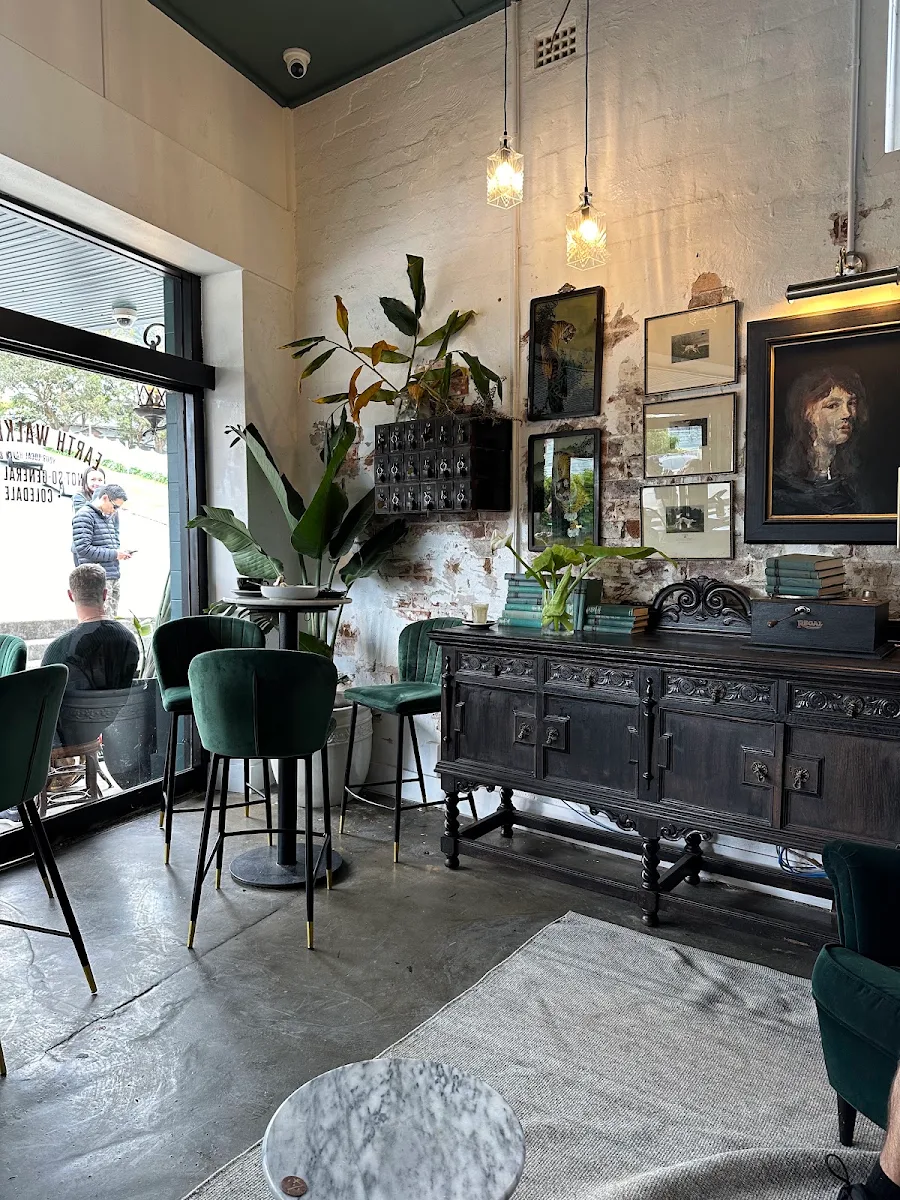 Vibe, Earth Walker & Co General Store & Cafe