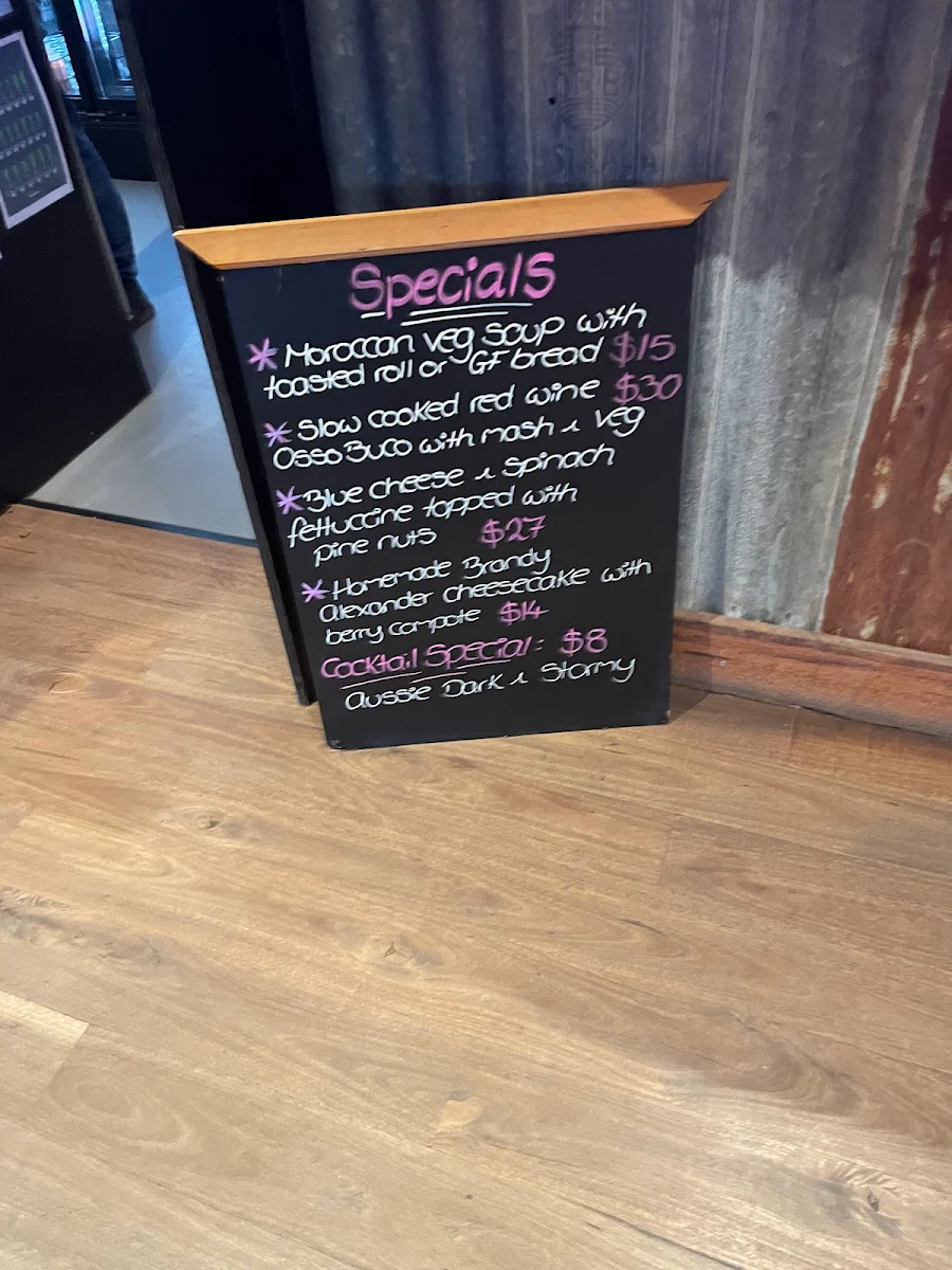 Menu, Wandi Pub
