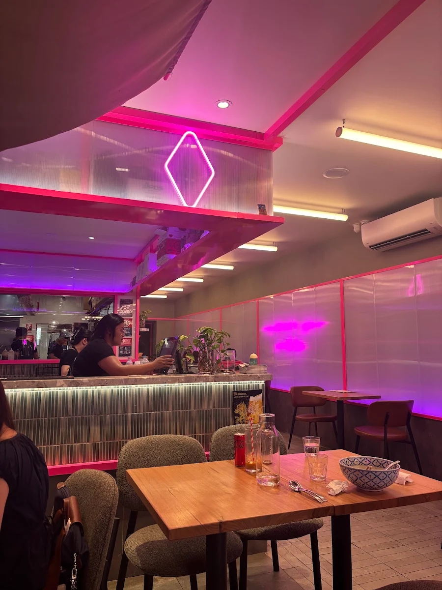Vibe, Ros Niyom Thai Restaurant (Kingsford)