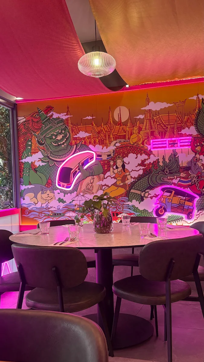 Vibe, Ros Niyom Thai Restaurant (Kingsford)