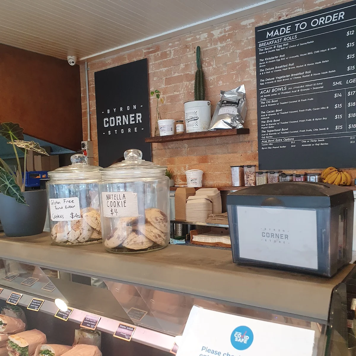 Menu, Byron Corner Store