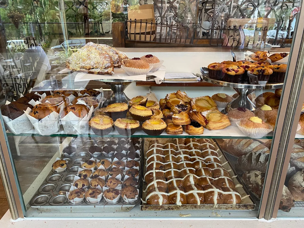 Vibe, Provence Kitchen/Bakery Cafe