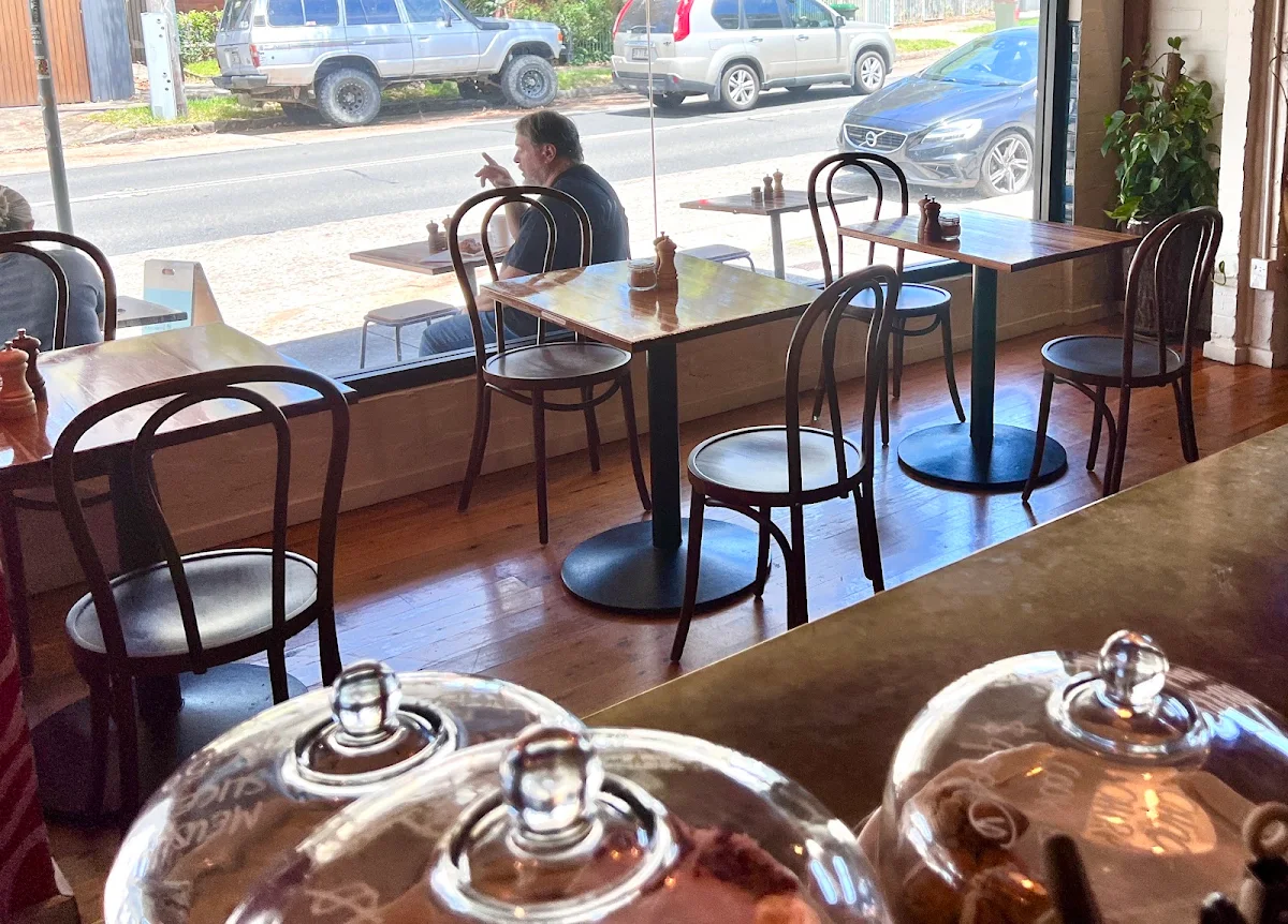 Vibe, Celeste Cafe & Restaurant