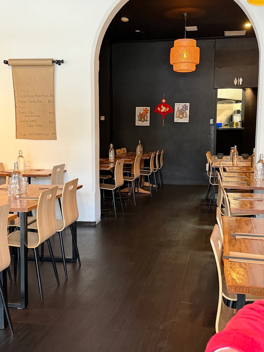 Vibe, Anh Anh Vietnamese