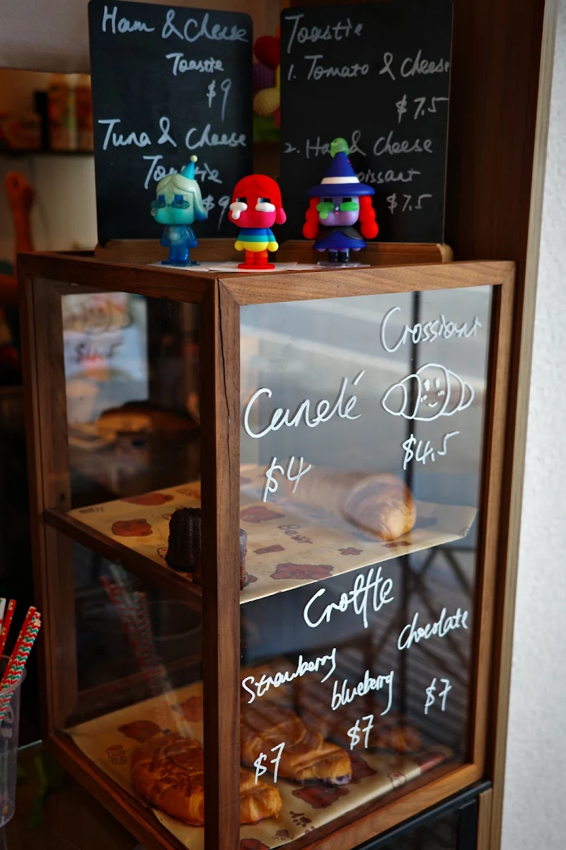 Menu, 1/2 Moment Cafe