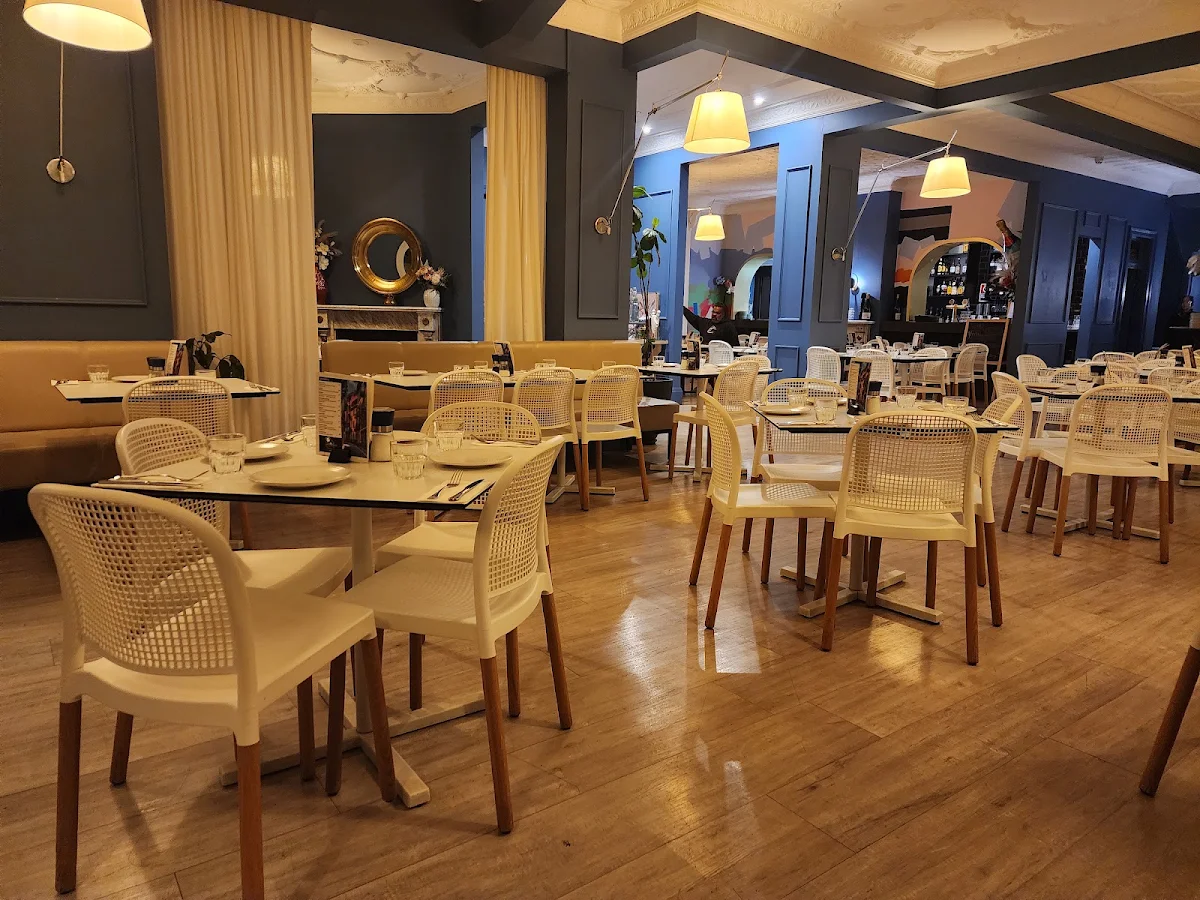 Vibe, La Milano Italian