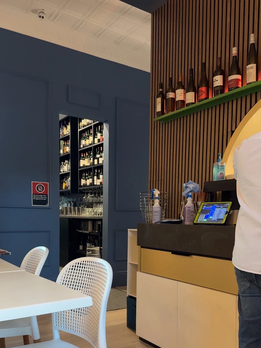 Vibe, La Milano Italian