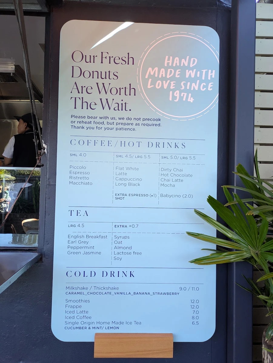 Menu, Berry Donut Van