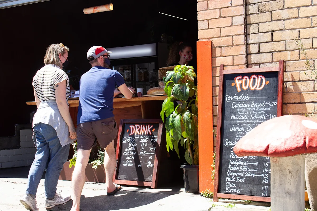 Menu, Madera Bar & Cafe