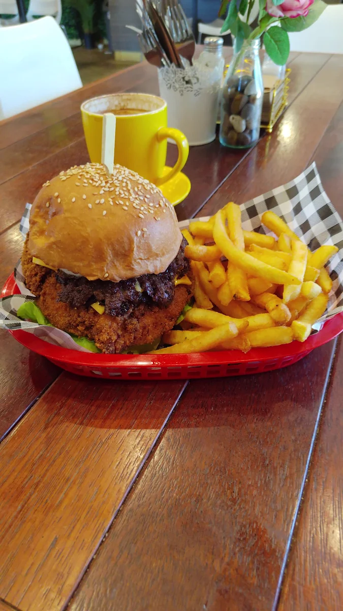 Food & drink photo 2