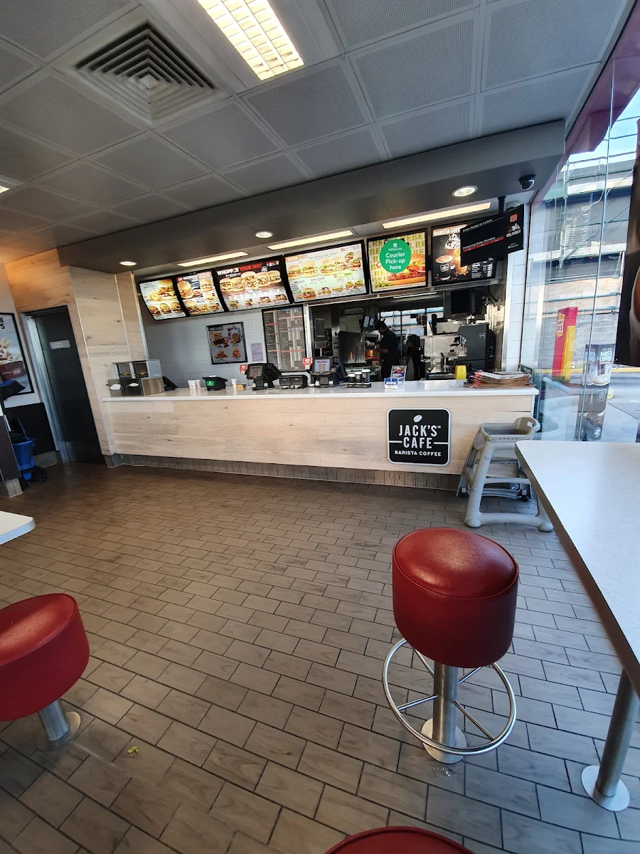 Vibe, Hungry Jack's Burgers Gungahlin