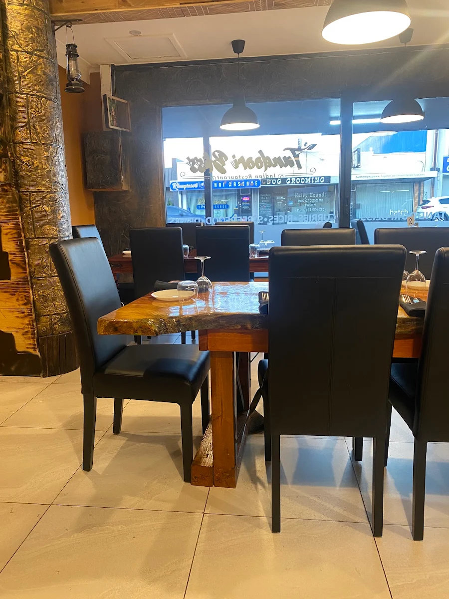 Vibe, Tandoori Bliss Indian Restaurant