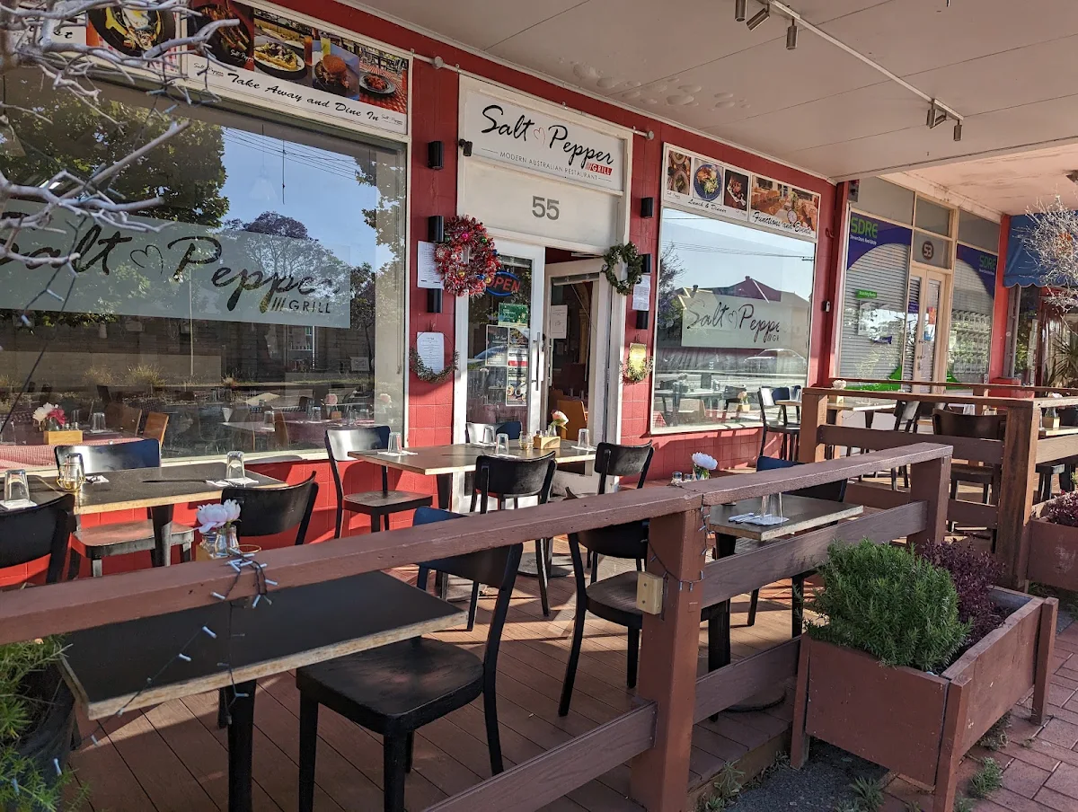 Vibe, Salt & Pepper Grill