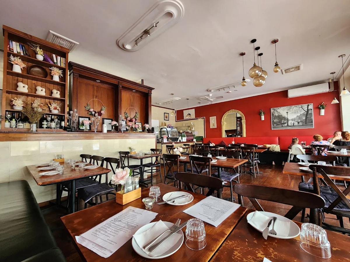 Vibe, Salt & Pepper Grill