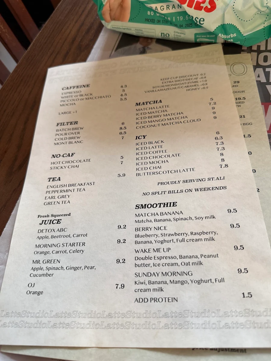 Menu, Latte Studio