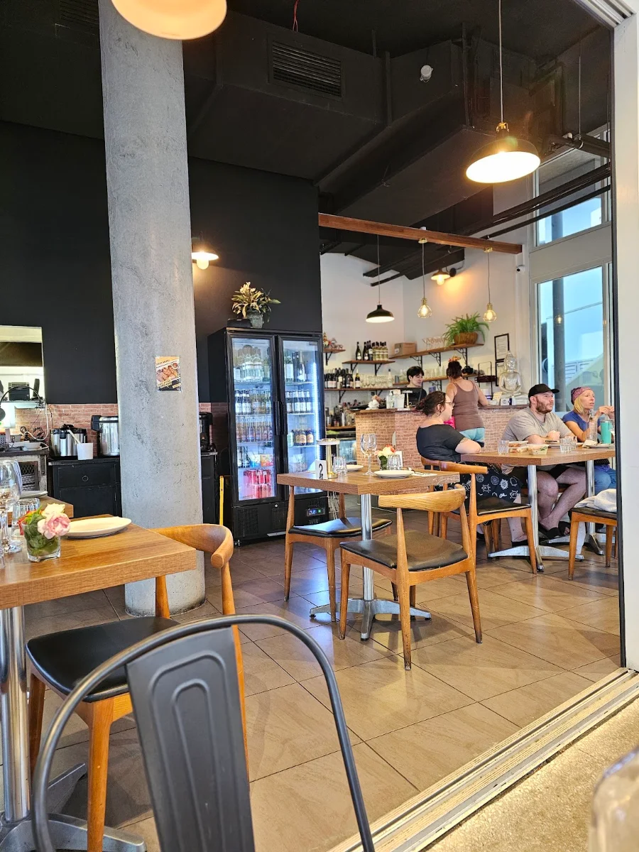 Vibe, Thai House Helensvale