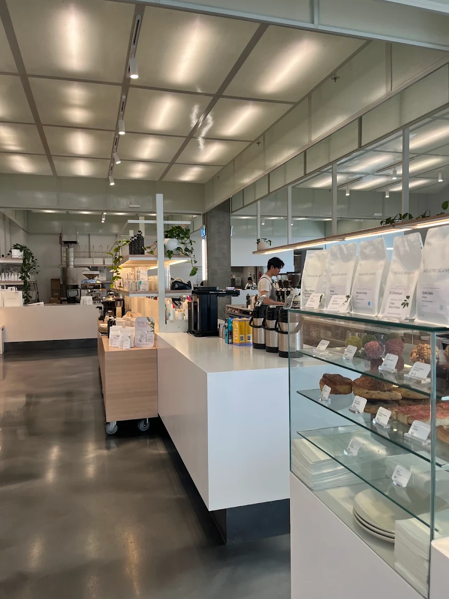 Vibe, Industry Beans Chadstone