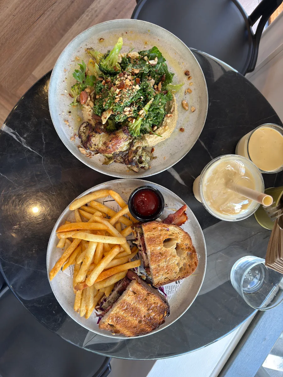 Food & drink, Cafe YS9