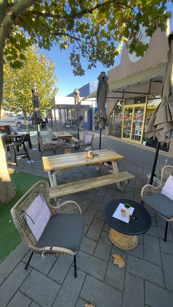 Vibe, Chickpea Cafe