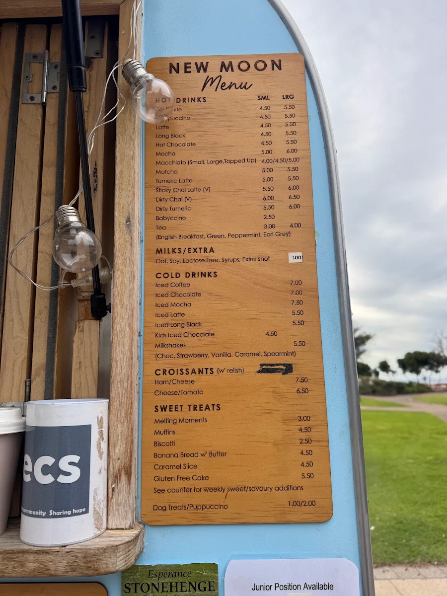 Menu, New Moon Van