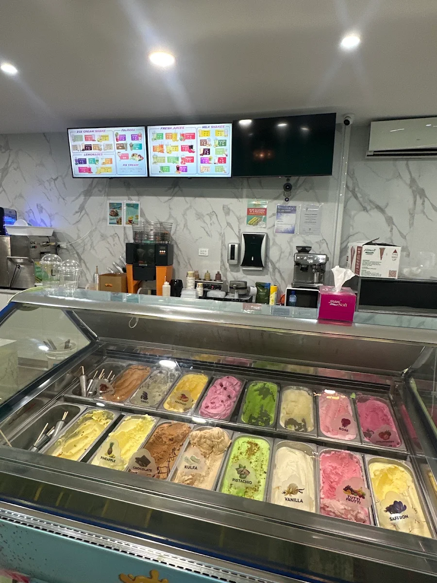 Vibe, Master Juice & Ice cream