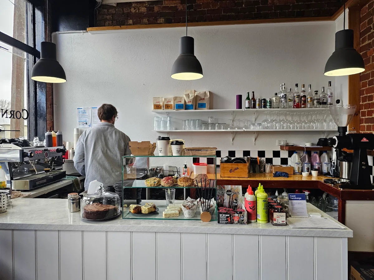 Vibe, Cornerstone Cafe